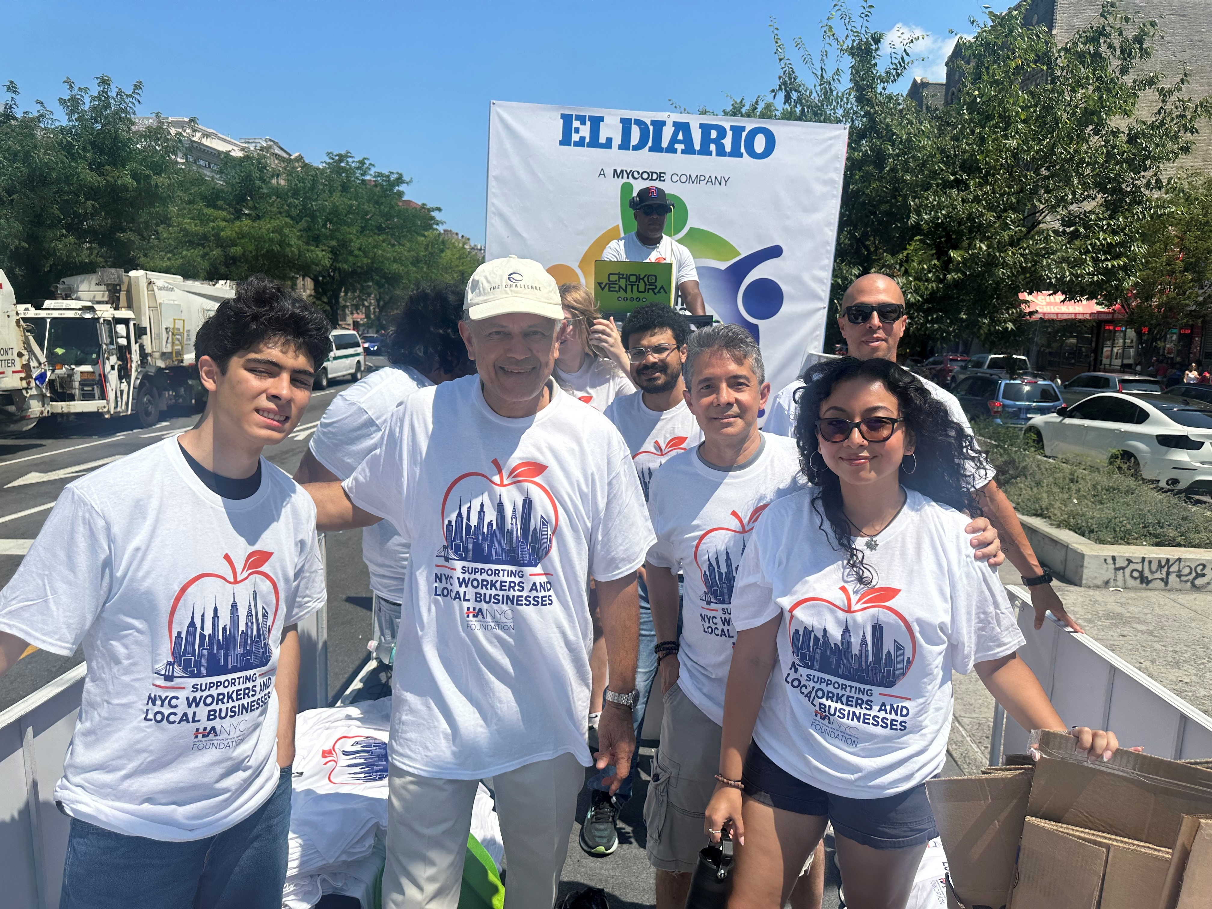 El Diario float at the Bronx Dominican Day Parade
